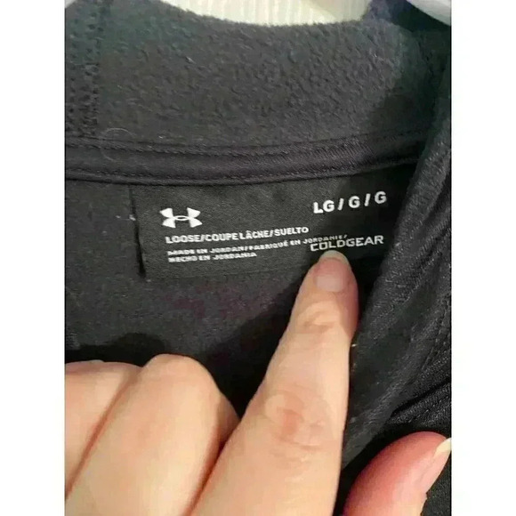 Mens large Under Armour hoodie - Picture 3 of 4